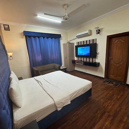 Orbit Residency F-7 Hotel Islamabad Exterior photo