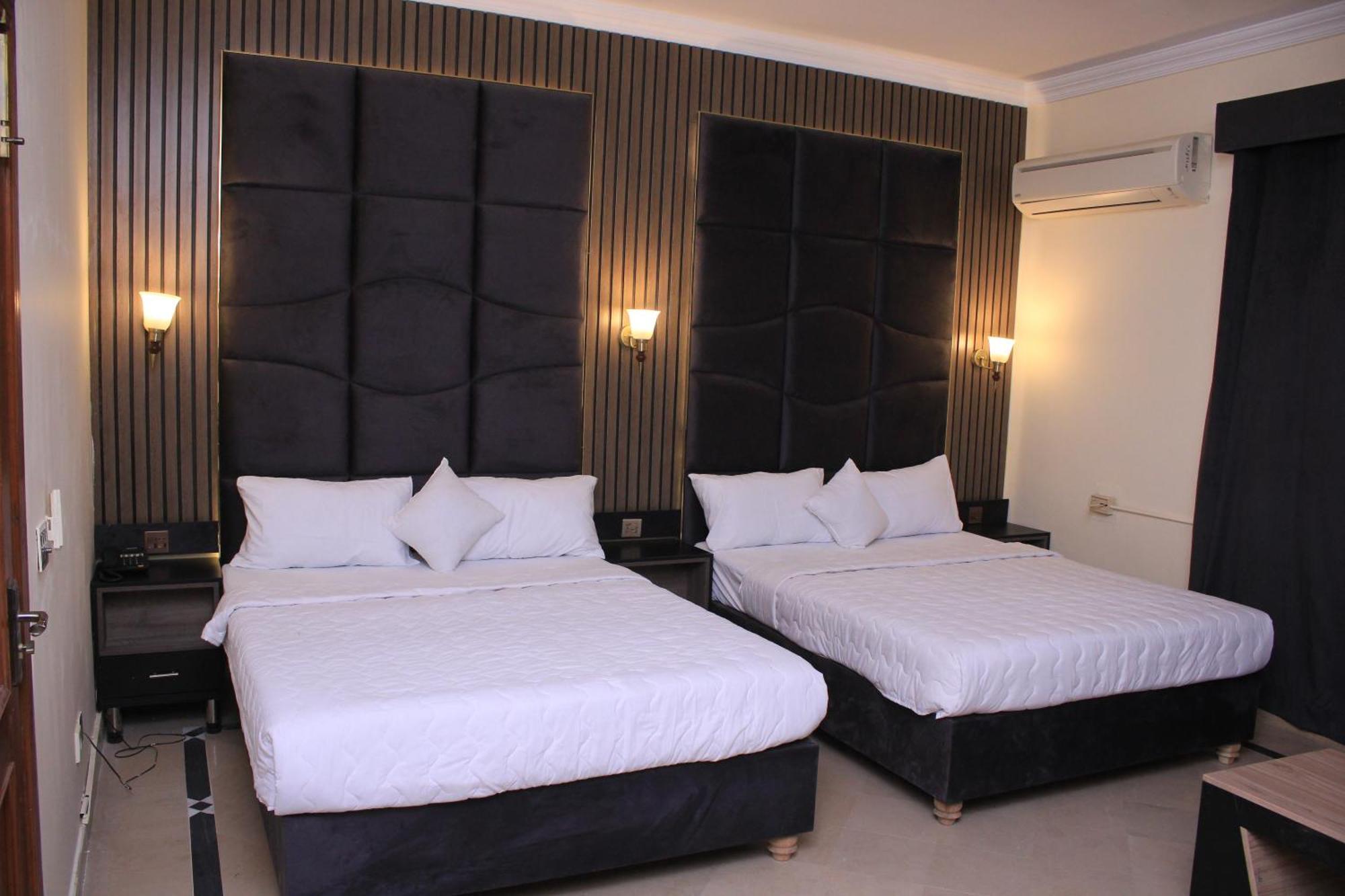 Orbit Residency F-7 Hotel Islamabad Exterior photo